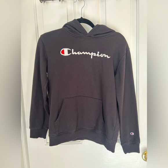 Champion Other - Champion Boys Black Sweatshirt Size Youth Large 14/16